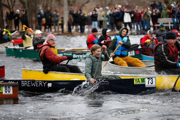 Competitors set out at the start of the 60th annual River Rat Race from Athol to Orange on Saturday.