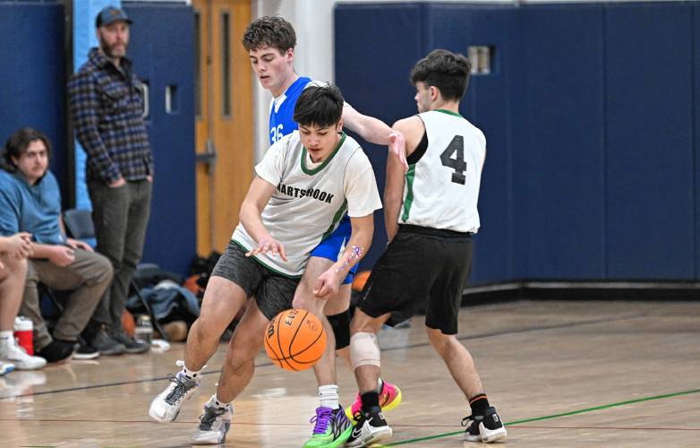 Hartsbrook’s Cayden Perez dribbles against Four Rivers during the River Valley Athletic League championship game in Greenfield on Thursday.