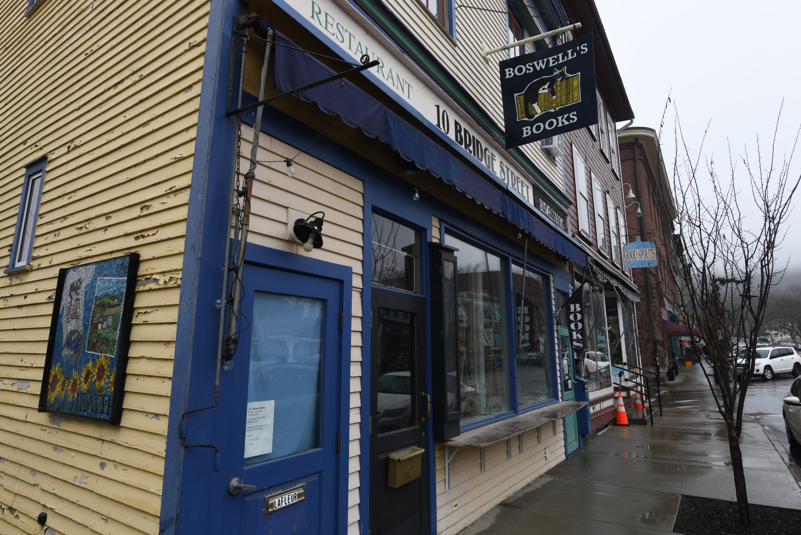 Hotfire Bar and Grill owner buys Boswell’s Books building in Shelburne Falls