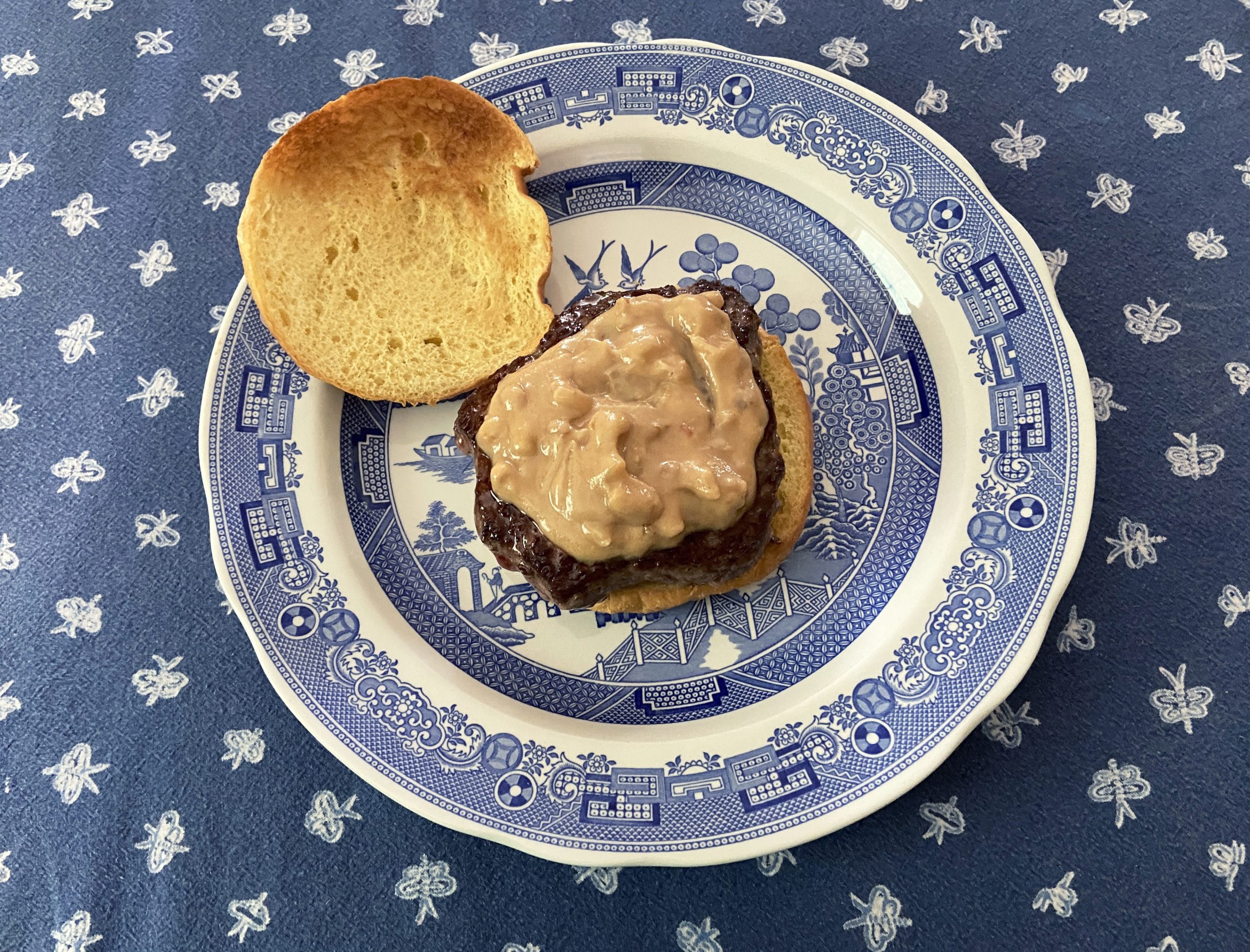 A hamburger with … peanut butter?: How an unexpected trip to the mechanic uncovered a savory trend